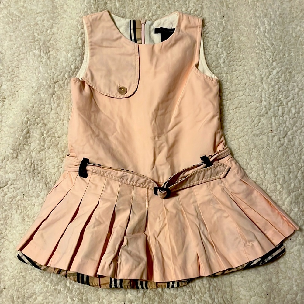Burberry toddler dress size 18 months. E#477